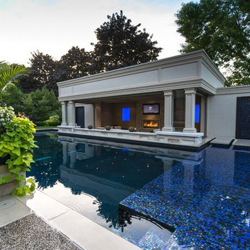 Luxurious Lakeshore Resort