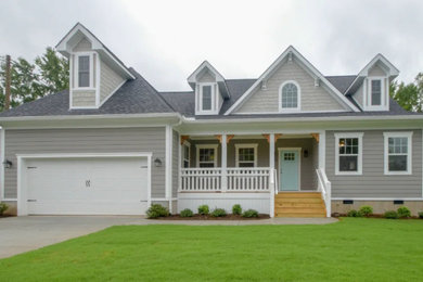 Exterior home idea in Charlotte