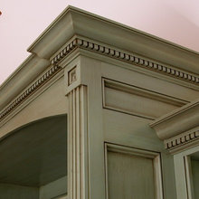 Crown moldings