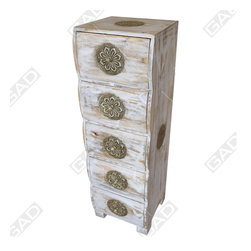 RUSTIC EN SLEEK CHEST OF DRAWERS -ANTIQUE AND RUSTIC FURNITURE - Furniture