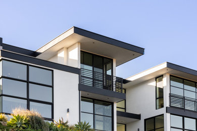 Exterior home photo in Los Angeles