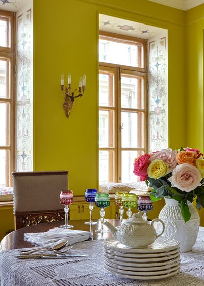 by Well Done Interiors Светлана Арефьева