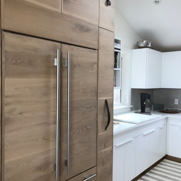 Contemporary with Rustic White oak