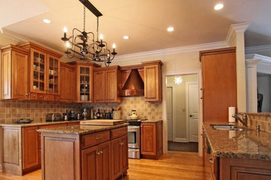 Inspiration for a timeless kitchen remodel in New York