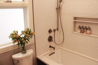 Inspiration for a contemporary bathroom remodel in San Francisco