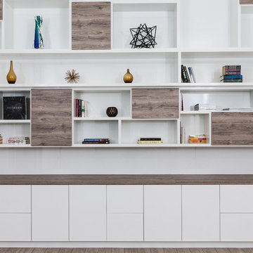 Contemporary Home Office and Library in Ashburn