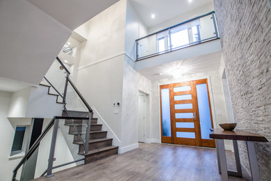 Example of an entryway design in Vancouver