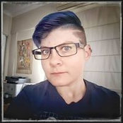 Katie Stevens's photo