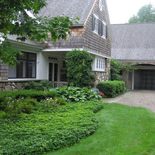 Side yard - bedroom side