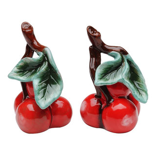 Ceramic 5.5 Strawberry Basket Salt Pepper Shaker, FREE SHIPPING