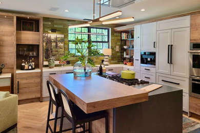 Kitchen - kitchen idea in Los Angeles