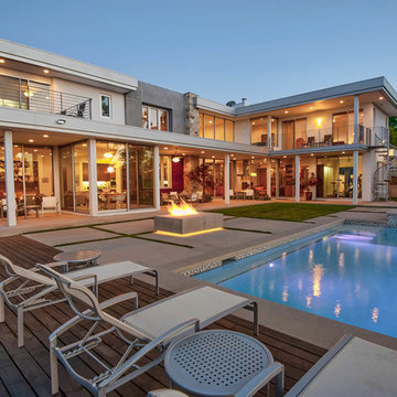 Custom Contemporary Home in Encino, CA