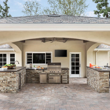 Must-Have Outdoor Kitchen Appliances for Entertaining
