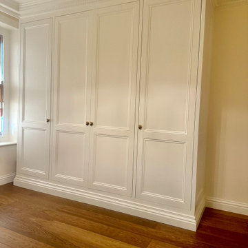 Cheyne Walk Master Bedroom Wardrobe- 15% Lacquer