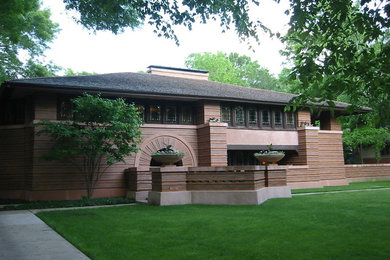 Inspiration for a small craftsman partial sun front yard concrete paver garden path in Chicago for summer.
