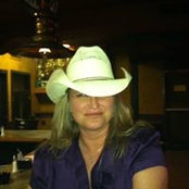 Mindy Carle's photo