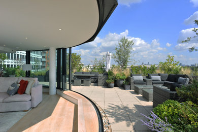 Contemporary patio in London.