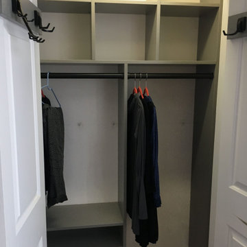 Reach In Closets