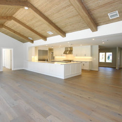 4611 NE 25th Ave - Products