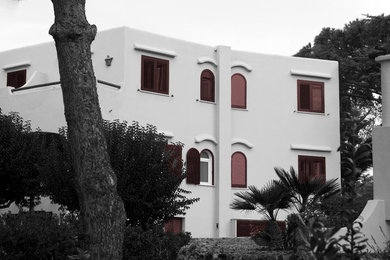 This is an example of a mediterranean home in Naples.