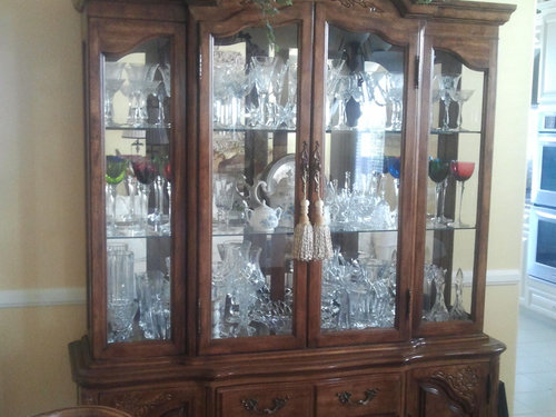 Reuse An Outdated China Cabinet, How Can I Paint My China Cabinet Without Sanding
