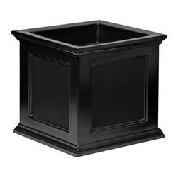 Mayne Square Farifield Patio Planter, Black - Outdoor Pots And Planters