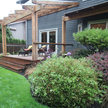 Family Garden with Sport Court