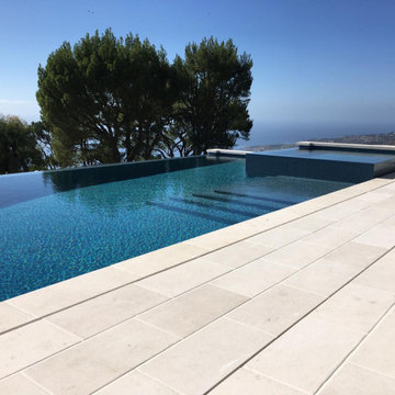 Piscine bord de mer