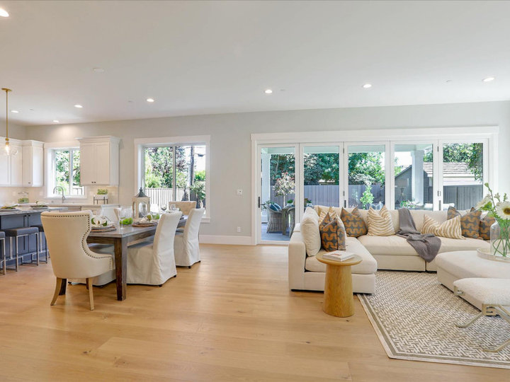 Beach Style Family Room - Open