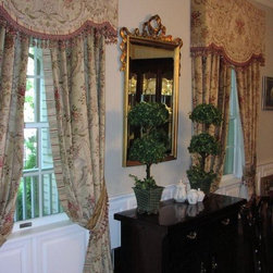 Formal Dining Room - Window Treatments