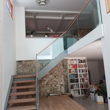 Around the corner stairs