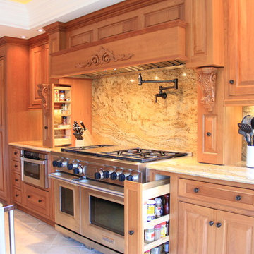 Traditional Light Brown Kitchen Remodel w/ Granite Wall Back splash