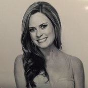 Katie Jones's photo