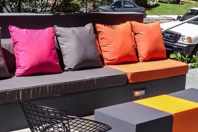 This is an example of a contemporary porch design in Miami.