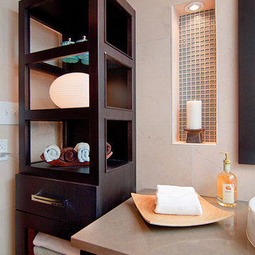 condo bath with 7 ft ceilings!