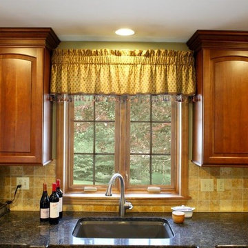 Scalloped Box Valance