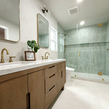 Acacia Bathroom