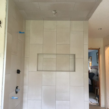 Contemporary Master Spa Bath