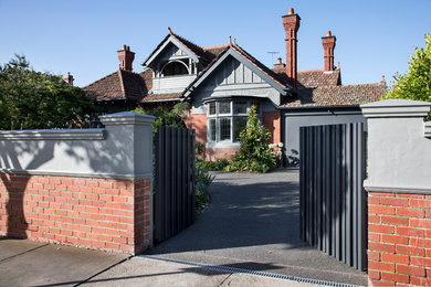 This is an example of a large arts and crafts exterior in Melbourne.