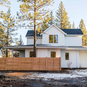 Farmhouse with Bunk House, Outcrop