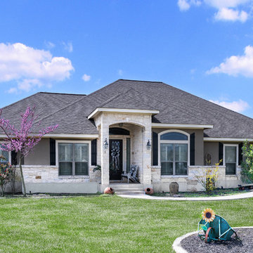 La Vernia Custom Homes - Front Elevations