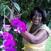 Glenis Duncan's photo