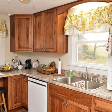 Argos, IN. Haas Signature Collection, Traditional Kitchen