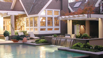 Poolside BBQ and swim-up 'water-nook'