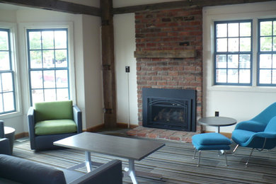 Example of a trendy living room design in Detroit