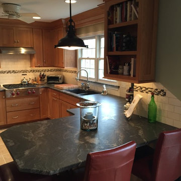Natural Cherry with "Silver Waves" Leather Granite