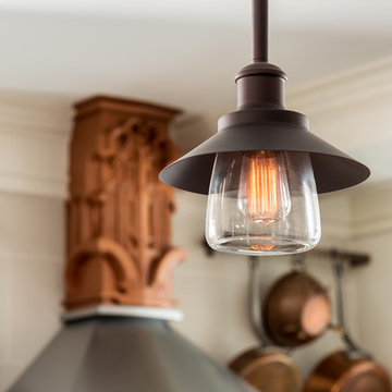 Vintage Beach Home - Dream Art Deco Kitchen