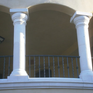 Limestone Trims House Marko La Jolla