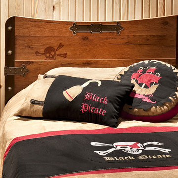 Pirate ship bedroom