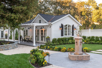 Traditional white one-story gable roof idea in San Francisco